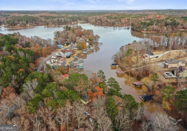 3rd image of 186 Arrow Point Rd, Jackson, GA 30233 | MLS# 10780473