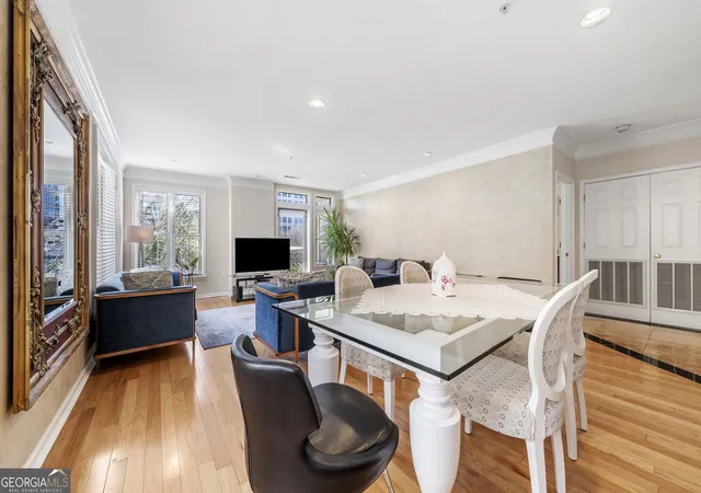 Photo 2 of Condo for sale at 3334 Peachtree Rd Ne #112, Atlanta, GA 30326 | MLS# 10828173 | Listing updated on 2026-08-18