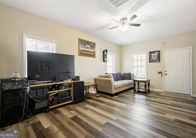 Photo 4 of Single family home for sale at 792 Russell Dr, Riverdale, GA 30296 | MLS# 10664573 | Listing updated on 2026-05-29