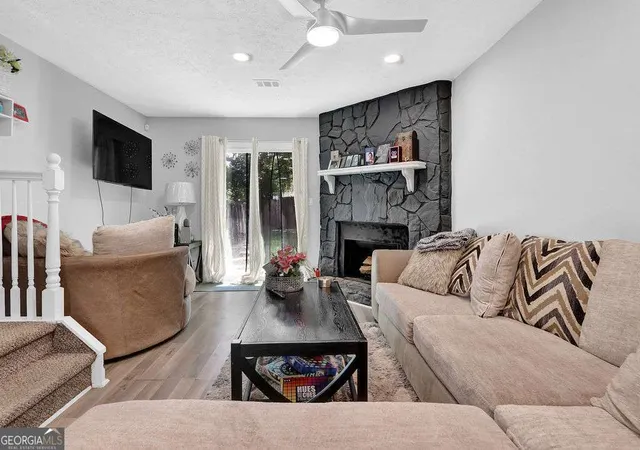 Photo 2 of Townhouse for sale at 442 Prince Of Wales Mall, Stone Mountain, GA 30083 | MLS# 10824927 | Listing updated on 2026-09-17