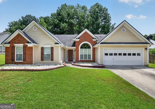 Photo 3 of Single family home for sale at 1142 Autumn Glen Way, Dacula, GA 30019 | MLS# 10828806 | Listing updated on 2026-09-02