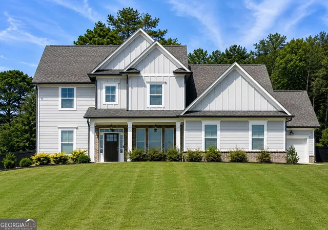 Photo 1 of Sale Pending at 868 Smith Ml Rd, Winder, GA 30680 | MLS# 10828687 | Listing updated on 2026-09-06