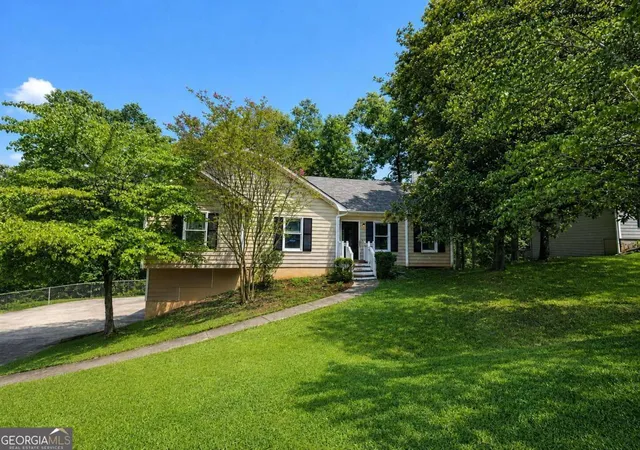 2nd image of 182 Shallow Ridge Ln Ne, Kennesaw, GA 30144 | MLS# 10817526