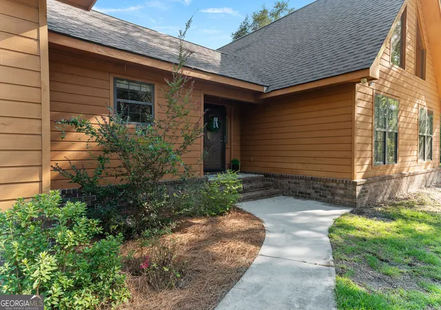 Photo 2 of Single family home for sale at 1021 Ig Lanier Rd, Pembroke, GA 31321 | MLS# 10834189 | Listing updated on 2026-09-28