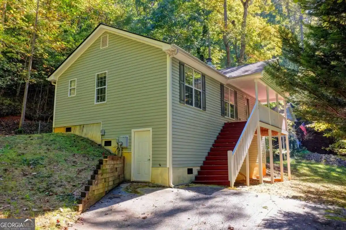 Photo 1 of Single family home for sale at 148 Chestatee Dr, Dahlonega, GA 30533 | MLS# 10875877 | Listing updated on 2026-10-20