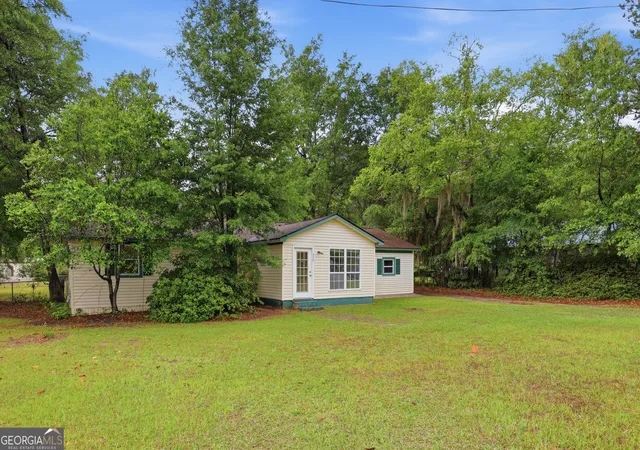 Homes for sale in Rincon, GA | 515 E 4Th St, Rincon, GA 31326 | MLS# 10759880
