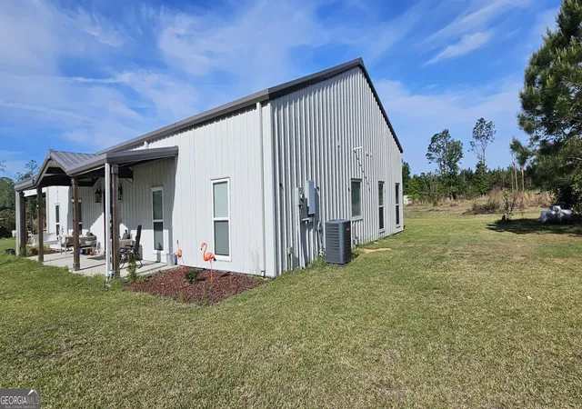 Photo 4 of House for sale at 13637 Highway 23, Glennville, GA 30427 | MLS# 10771944 | Listing updated on 2026-06-09