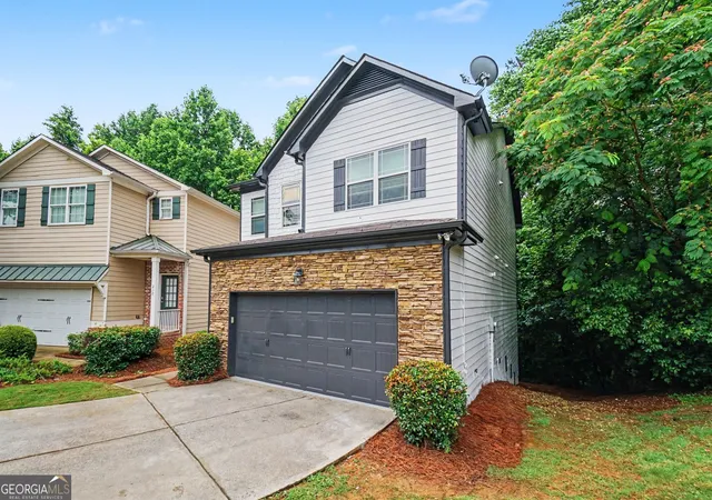 Photo 3 of Single family home for sale at 208 Ranier Ct, Canton, GA 30114 | MLS# 10781282 | Listing updated on 2026-08-20