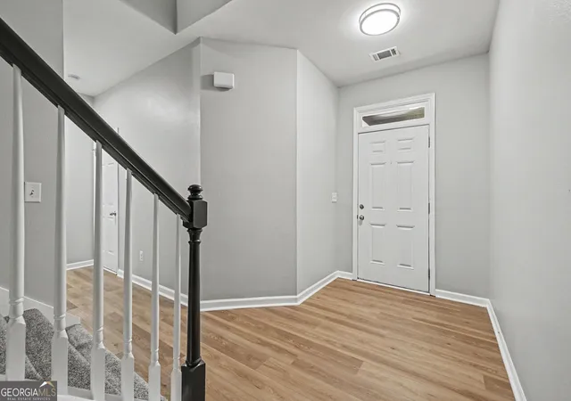 Photo 3 of Single family home for sale at 208 Ranier Ct, Canton, GA 30114 | MLS# 10781282 | Listing updated on 2026-08-20