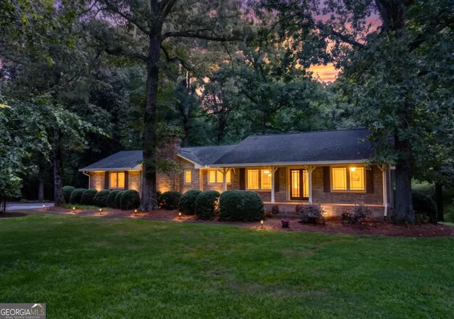 Photo 1 of Single family home for sale at 1131 Ednaville Rd, Braselton, GA 30517 | MLS# 10819298 | Listing updated on 2026-08-26