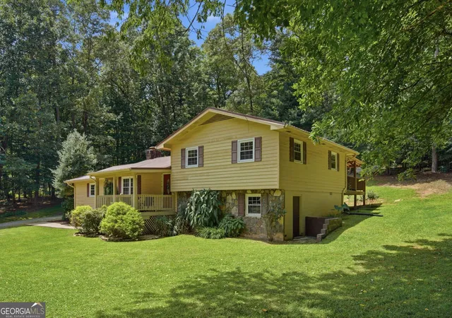 Photo 3 of Single family home for sale at 2982 W State Rte 382, Ellijay, GA 30540 | MLS# 10793229 | Listing updated on 2026-08-10
