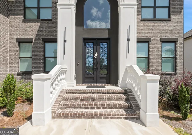 Photo 4 of Single family home for sale at 2944 Waterford Dr SW, Conyers, GA 30094 | MLS# 10772880 | Listing updated on 2026-07-28