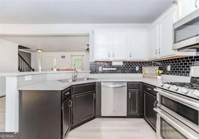 Photo 3 of Sale Pending at 6230 Dana Way, Cumming, GA 30040 | MLS# 10765442 | Listing updated on 2026-09-16