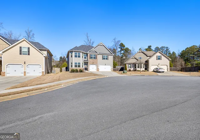 3rd image of 166 Brookview Dr, Newnan, GA 30265 | MLS# 10687427