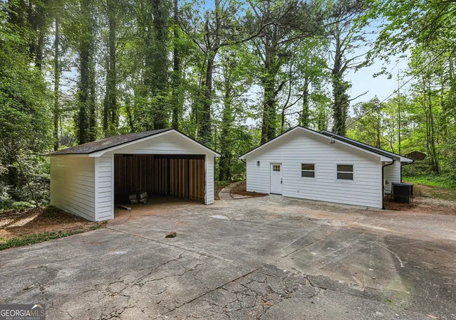 2nd image of 418 Honeysuckle Ln, Stockbridge, GA 30281 | MLS# 10732005