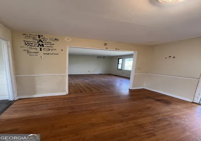 Photo 3 of Single family home for sale at 2536 Nancelon Cir N, Macon, GA 31204 | MLS# 10718754 | Listing updated on 2026-04-09