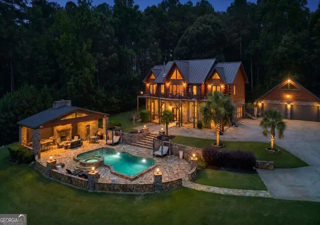 Photo 2 of Mansion for sale at 4095 E Highway 166, Carrollton, GA 30116 | MLS# 10801723 | Listing updated on 2026-08-04