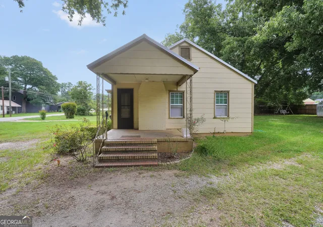 3rd image of 1308 Lucky St, Griffin, GA 30223 | MLS# 10810919