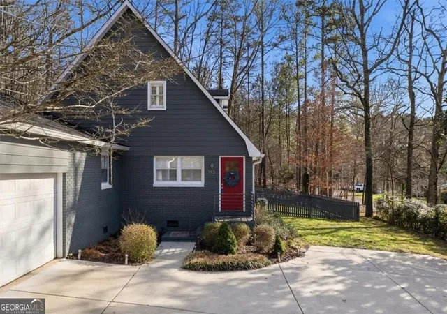 Photo 2 of Single family home for sale at 145 Mountain View Rd Se, Rome, GA 30161 | MLS# 10798638 | Listing updated on 2026-09-12