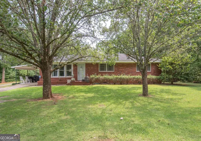 1st image of 124 Marty Lane, Lagrange, GA 30240 | MLS# 10795115