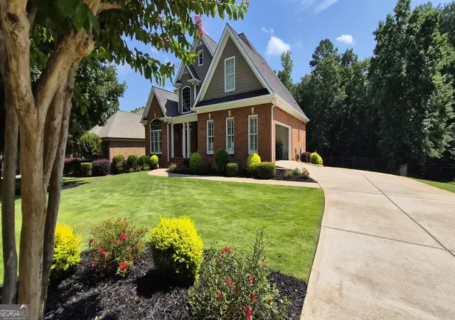 Homes for sale in Bogart, GA | 2190 Wade Dr, Bogart, GA 30622 | MLS# 10795861