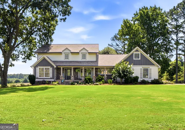 2nd image of 3018 East Lake Rd, Mcdonough, GA 30252 | MLS# 10810501