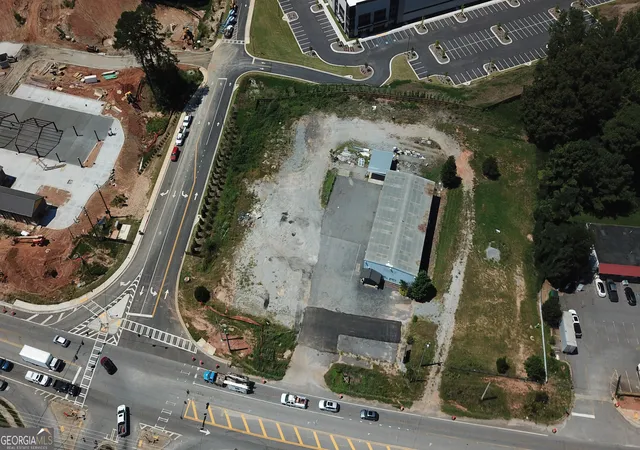 Photo 2 of Sale Pending at 5512 Atlanta Hwy, Alpharetta, GA 30004 | MLS# 10597971 | Listing updated on 2026-09-15