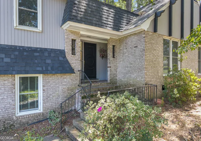 Photo 3 of Single family home for sale at 514 Ashland Dr, Augusta, GA 30909 | MLS# 10829315 | Listing updated on 2026-09-17