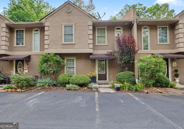 Homes for sale in Blairsville, GA | 103 Birdie Lane Apt 3 B #3-B, Blairsville, GA 30512 | MLS# 10786011