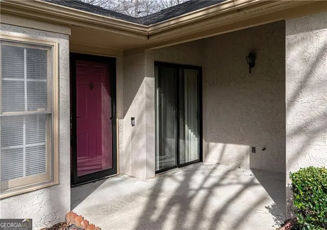 3rd image of 7123 Forest Ln, Union City, GA 30291 | MLS# 10769354