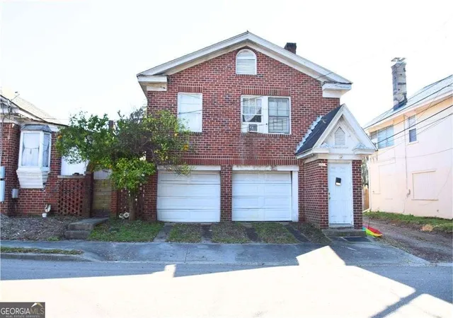 Homes for sale in Savannah, GA | 1001 E 41st St, Savannah, GA 31401 | MLS# 10670668