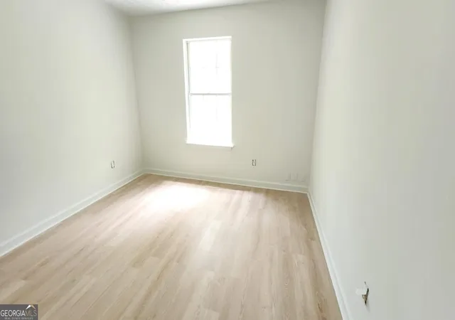 Photo 4 of Townhouse for sale at 1181 Vintage Pointe Dr, Lawrenceville, GA 30044 | MLS# 10776049 | Listing updated on 2026-08-22