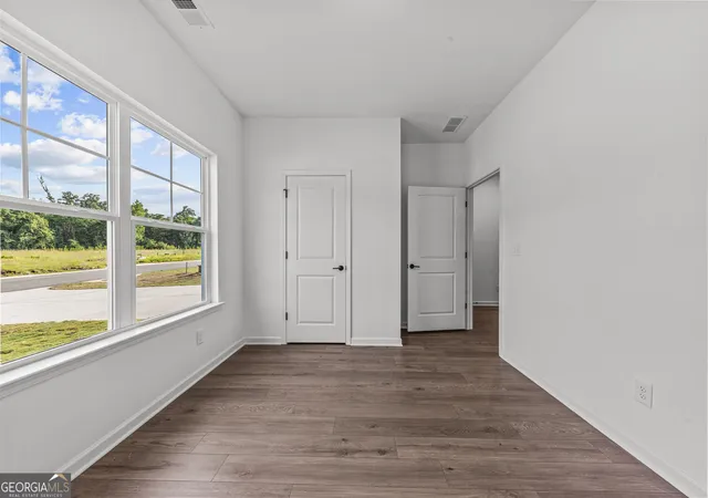 Photo 4 of Single family home for sale at 125 Cottage Grove Cir, Eatonton, GA 31024 | MLS# 10823657 | Listing updated on 2026-10-09