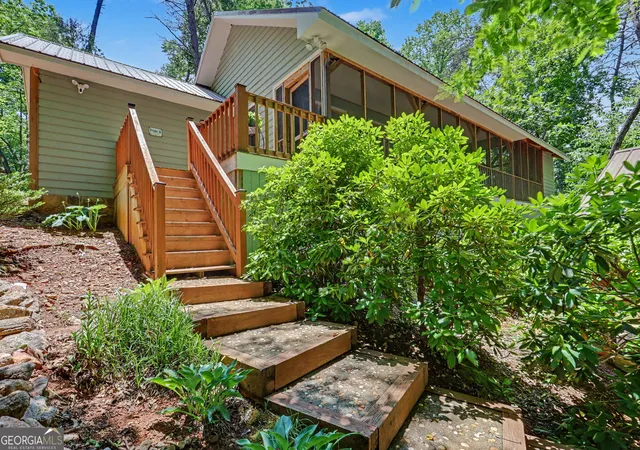 1st image of 220a Brookwood Ln, Clarkesville, GA 30523 | MLS# 10776213
