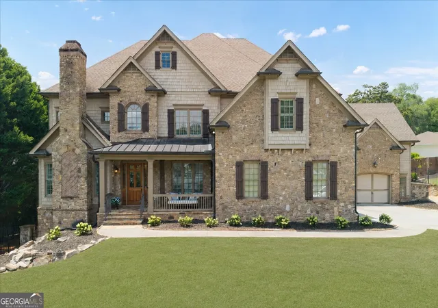 1st image of 1084 West Nancy Creek Dr, Brookhaven, GA 30319 | MLS# 10803961