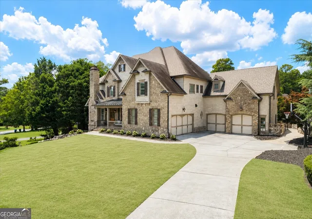 2nd image of 1084 West Nancy Creek Dr, Brookhaven, GA 30319 | MLS# 10803961