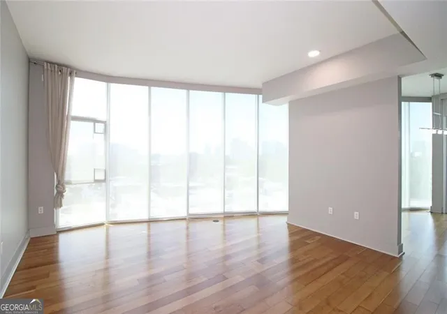 Photo 2 of Condo for sale at 4561 Olde Perimeter Wy S #1002, Atlanta, GA 30346 | MLS# 10831648 | Listing updated on 2026-09-07