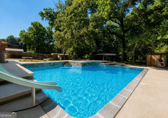Photo 2 of Single family home for sale at 105 Lafayette Dr, Fayetteville, GA 30214 | MLS# 10835411 | Listing updated on 2026-09-11