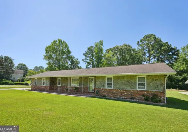 1st image of 665 Beauregard Blvd, Fayetteville, GA 30215 | MLS# 10647764