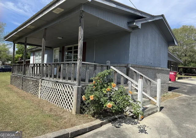 Photo 3 of Sale Pending at 5519 Beulah Ave, Eastman, GA 31023 | MLS# 10831365 | Listing updated on 2026-09-18