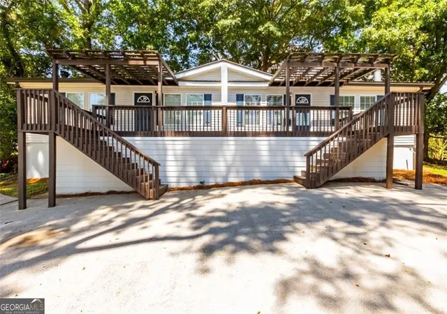 Photo 1 of Multi family home for sale at 6140 Jones Rd, Flowery Branch, GA 30542 | MLS# 10452622 | Listing updated on 2026-09-09
