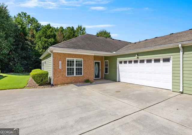 1st image of 1502 Commonwealth Cir, Newnan, GA 30263 | MLS# 10814806