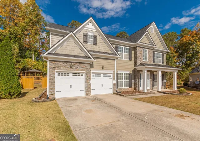 Photo 2 of Single family home for sale at 2004 Creek Pointe Wy, Villa Rica, GA 30180 | MLS# 10832386 | Listing updated on 2026-09-08