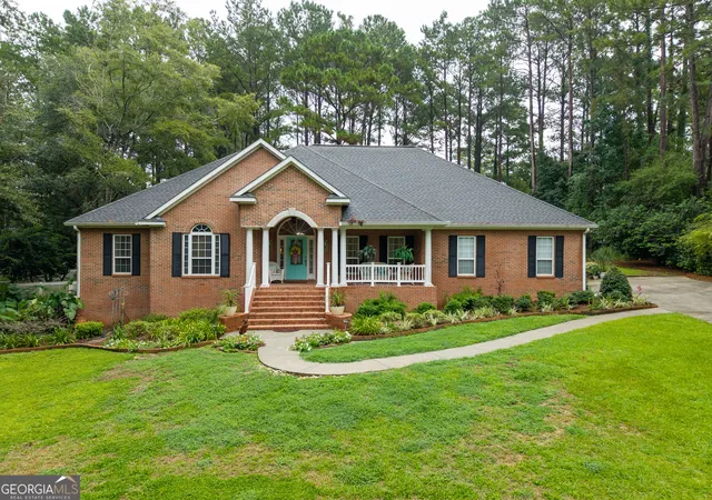 Photo 3 of Single family home for sale at 4723 Misty Valley Cir, Valdosta, GA 31602 | MLS# 10835730 | Listing updated on 2026-09-12
