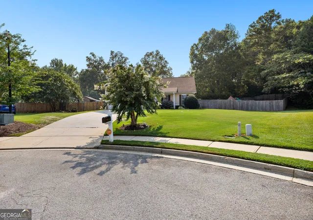 Photo 3 of Single family home for sale at 1003 Marsh Court Court, Hampton, GA 30228 | MLS# 10817936 | Listing updated on 2026-08-23