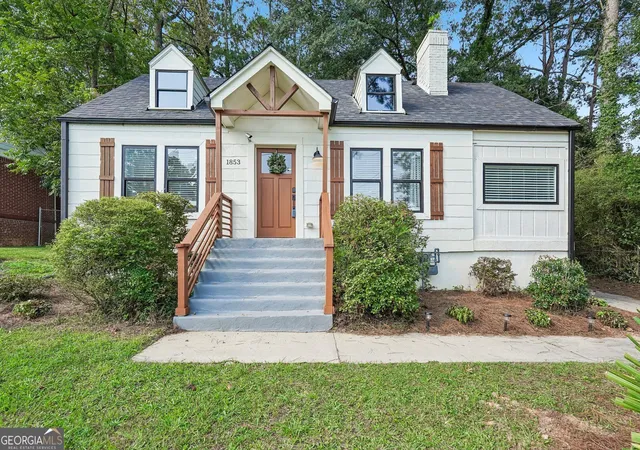 1st image of 1853 Beecher Rd Sw, Atlanta, GA 30310 | MLS# 10825805