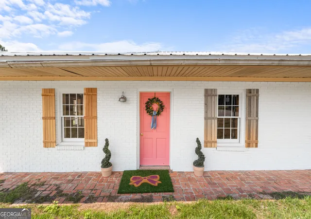 Photo 3 of Single family home for sale at 1148 Savannah Hwy, Sylvania, GA 30467 | MLS# 10672949 | Listing updated on 2026-08-27