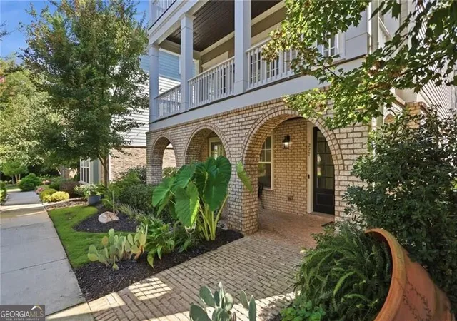 Photo 2 of Single family home for sale at 227 Haverstock Ct, Marietta, GA 30060 | MLS# 10832506 | Listing updated on 2026-09-08