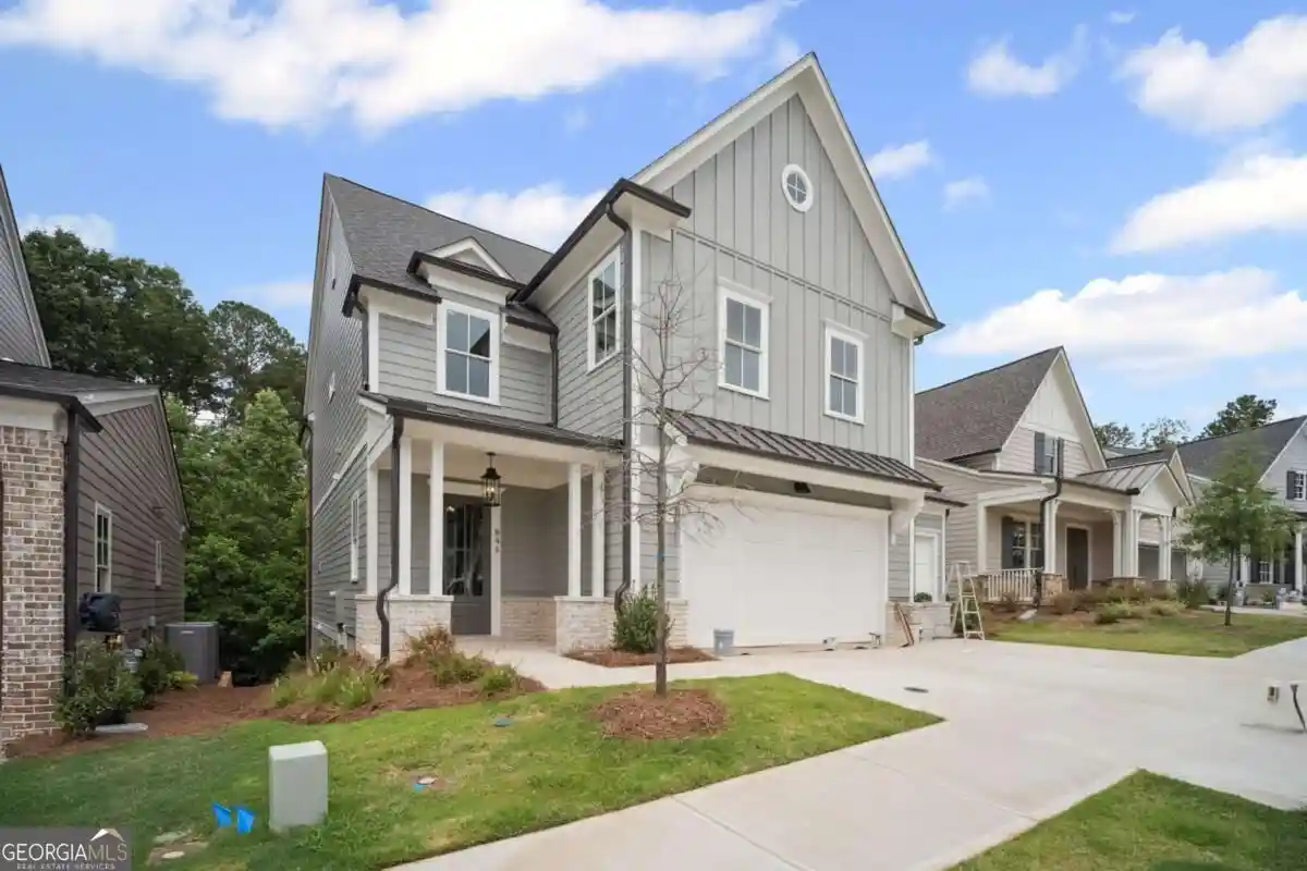 Photo 1 of Single family home for sale at 841 Lakemont Dr, Canton, GA 30114 | MLS# 10873733 | Listing updated on 2026-10-29