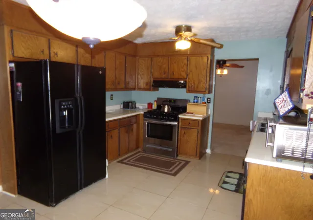 Photo 4 of Single family home for sale at 5792 Windermere Ct, Lithonia, GA 30038 | MLS# 10831117 | Listing updated on 2026-09-05